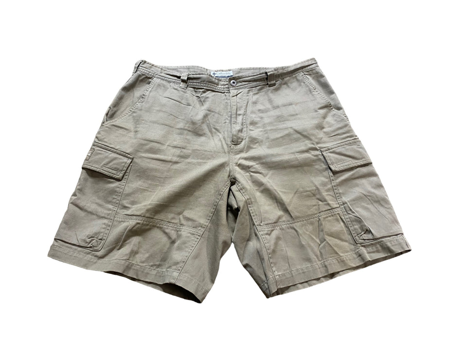 Columbia Sportswear Co Men's Cotton Cargo Shorts Khaki (Size: 38 x 10)