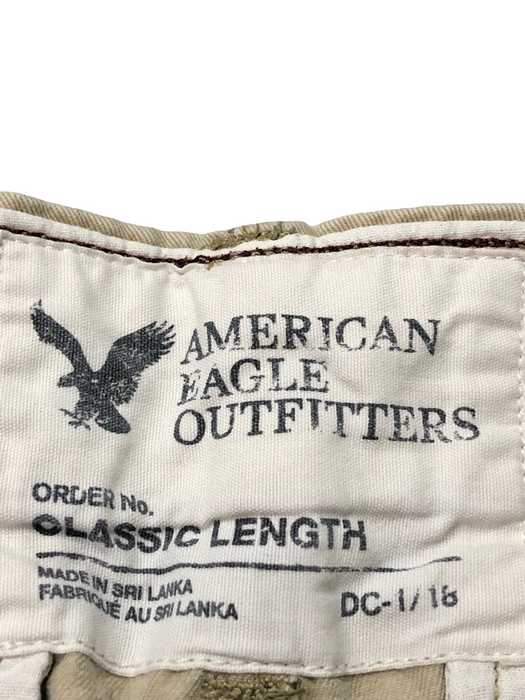 American Eagle Men Classic Length Flat Front Shorts Beige (Size: 32 X 10)