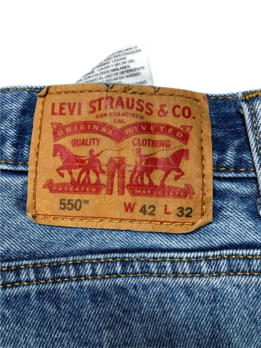 Levi's 550 Relaxed Fit Jeans Men's Medium Wash Blue (Size: 42 x 32) 5504834